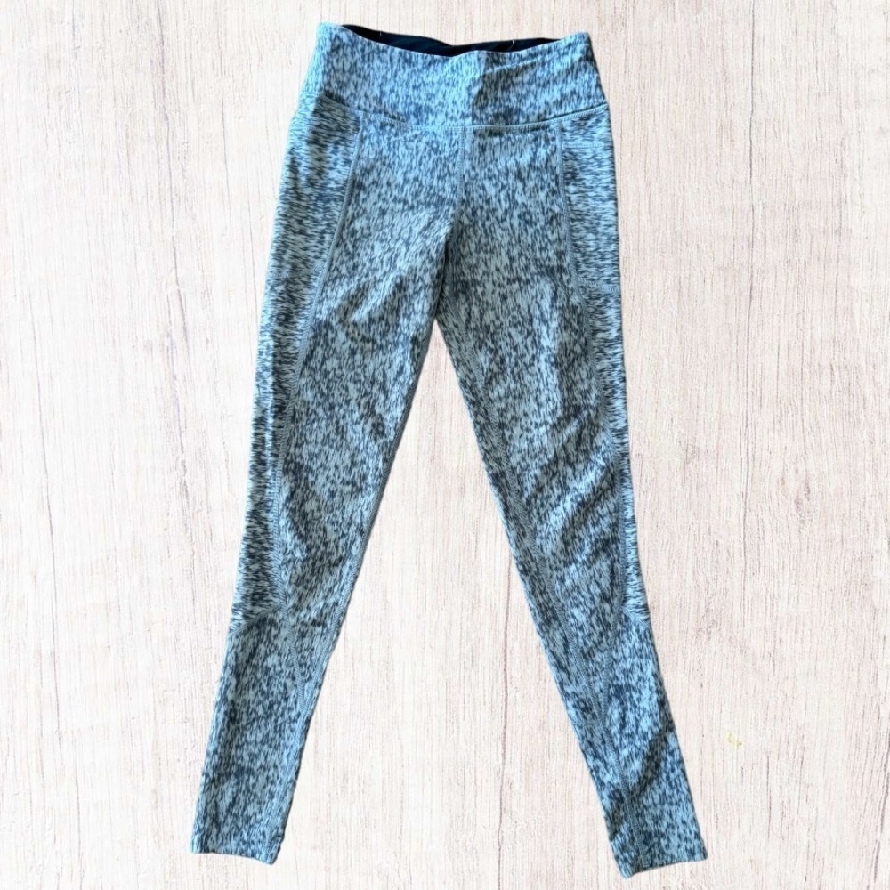 Victoria’s Secret Sport Total Knockout Gray Leggings Tights size Small